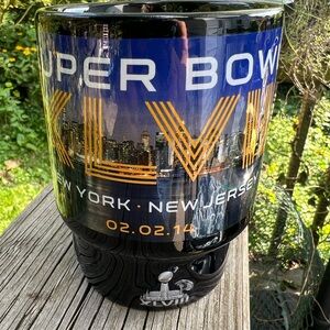 Super Bowl Handled Mug 02.02.14 New York.New Jersey NWT 4.75” Height Ceramic